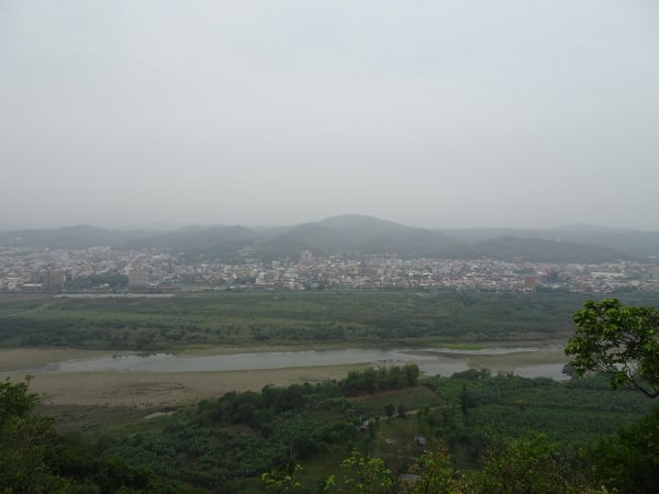 台灣小百岳第72座高雄旗山旗尾山之三角點551185