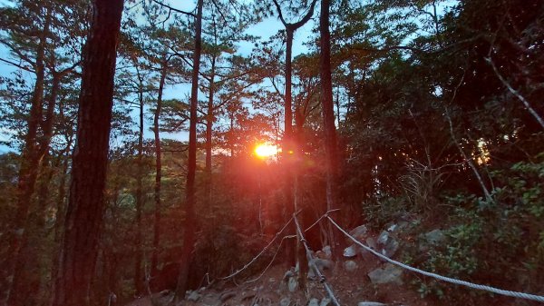 三汀山的日出鳶嘴山的夕陽1158364