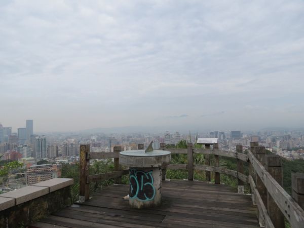 台北市虎山親山步道Ｏ型163076