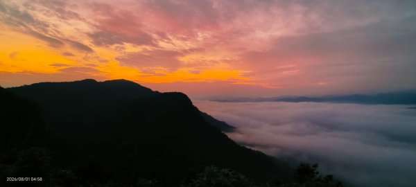 #翡翠水庫壩頂 #火燒雲 #日出 #雲海 8/13093715