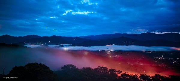 跟著雲海達人山友追雲趣 #雲洞山莊 #曙光 #日出 #雲海 10/29 & 超級月亮11/52926122