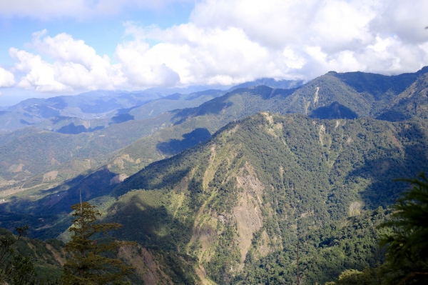 鳶嘴西稜：長壽山連走崠醜山257172