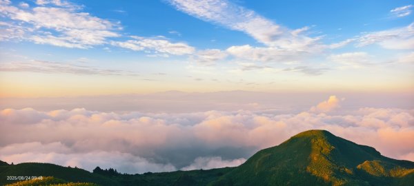 #七星山 #火燒雲 #雲瀑 #雲海 #日出 8/24 & #霧虹 #觀音圈 9/122868302