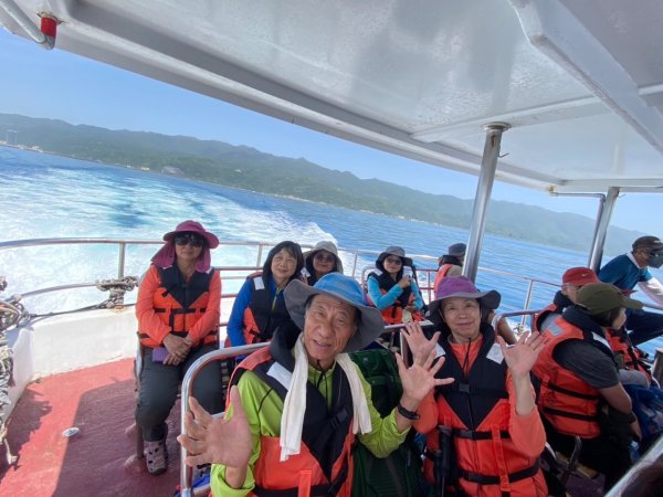 走讀龜山島 爬401高地 繞島轉2763901