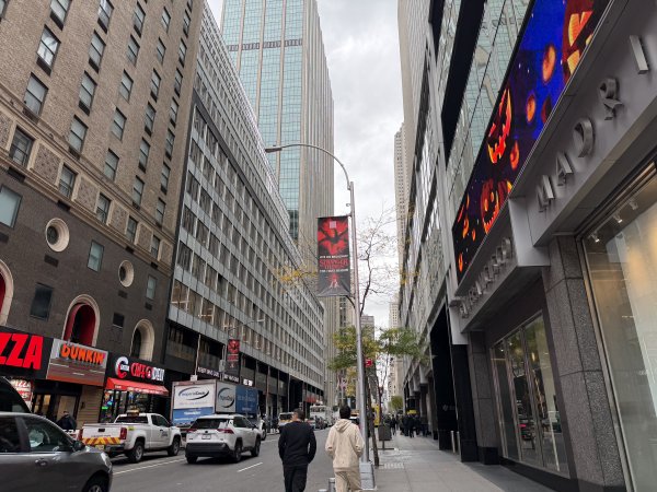 [紐約馬之行-01] 2025_1031 領紐約馬拉松物資2940493