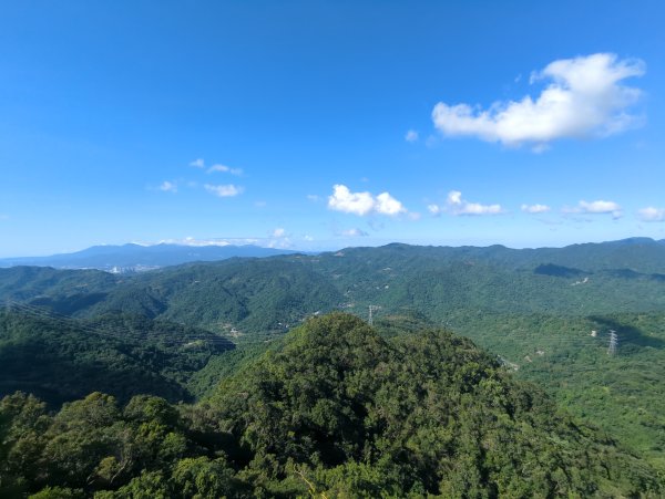 2025.10.10－微笑山線：【二格山系】皇帝殿稜線2919519