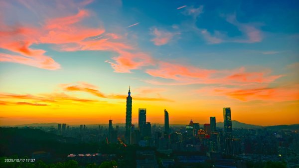 #虎山 #夕陽 #火燒雲 #夜景 #101大樓 10/17 & 192917136