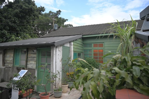 20251209中心新村-前衛戍醫院北投分院-北投國中開校紀念碑-七虎籃球場2958107