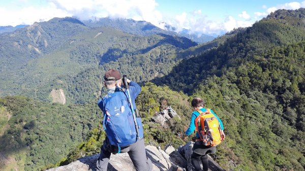 《台中》鳶嘴雲瀑｜鳶嘴山登山步道O繞202212041938540