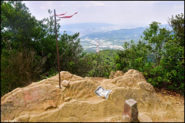 直擊 五寮尖山 の 仲夏岩場376763