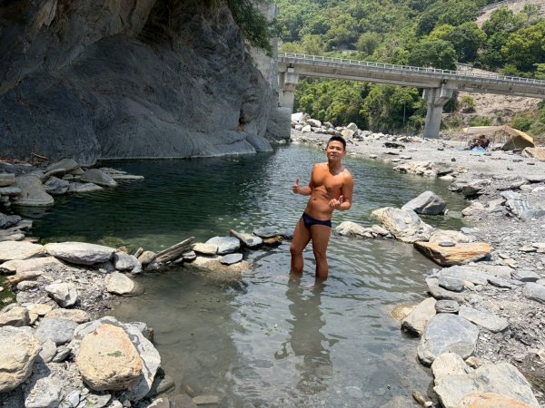 母安山+精英野溪溫泉【最佳的狀態值得再來一次】3056420