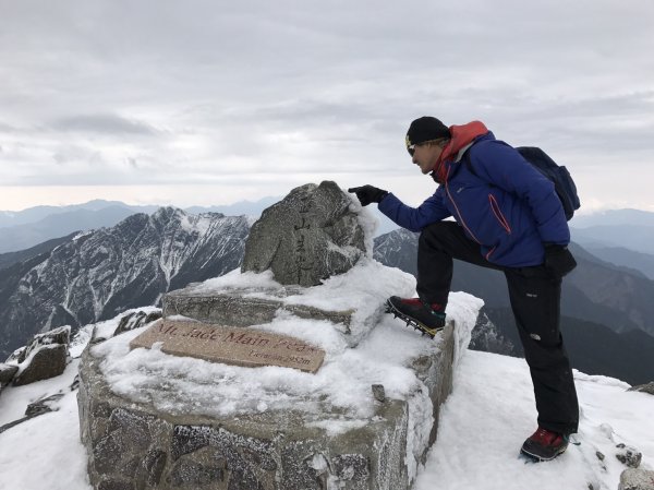 雪攀玉山--201703527766