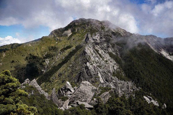 帝王之座-南湖主峰線｜南湖大山＋南湖南峰＋巴巴山2884977