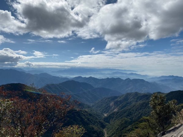 鳶嘴山955990