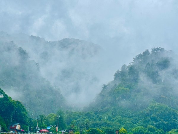 雨下的白毛山步道與白鹿吊橋2805304