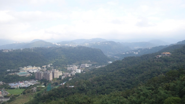 五指山系縱走-劍潭山縱走五指山下聖人橋27200