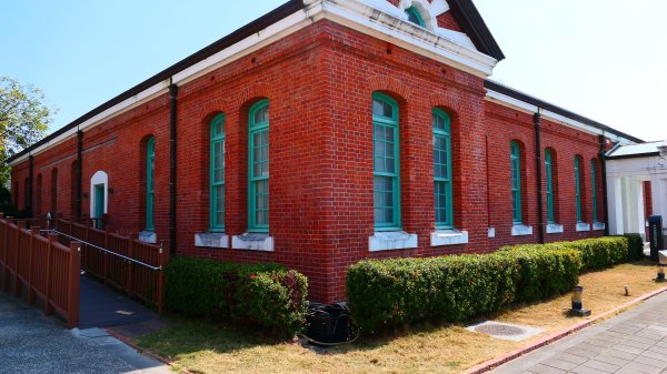 台南成大等3002045