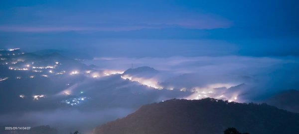 #二格山 #琉璃光 #霞光 #雲海流瀑 #日出 9/142883763