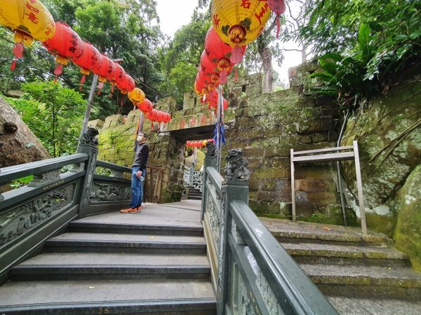 天母水管路古道，翠峰瀑布，芝山岩步道群，貴子坑水土保持園區，奇岩山，泰山義學坑步道，八連溪水車公園1657397