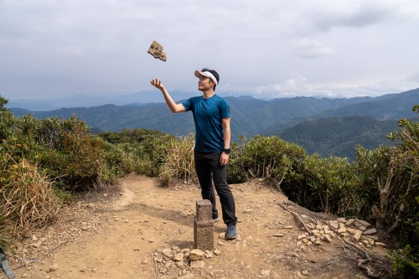 天德巷往拉卡東眼山走東滿步道回滿月圓