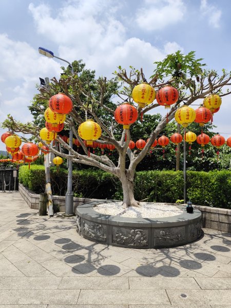 芝山岩健走步道、芝山巖惠濟宮、芝山公園、名山公園【臺北健走趣】2541105