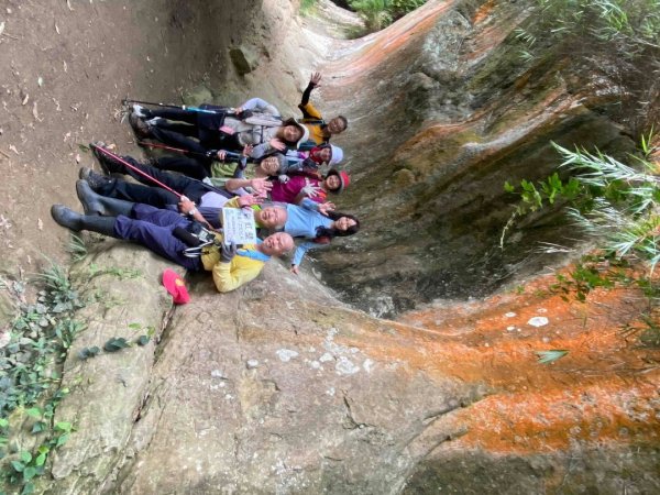 2025/8/2微笑山線第三段鳶山彩虹壁2867404