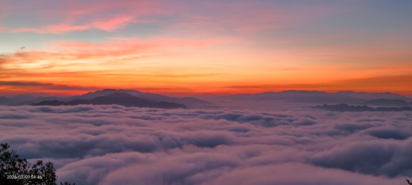 #石碇後山 #霞光 #日出 #雲海 #火燒雲 #魔目裳蛾 7/1&33080440