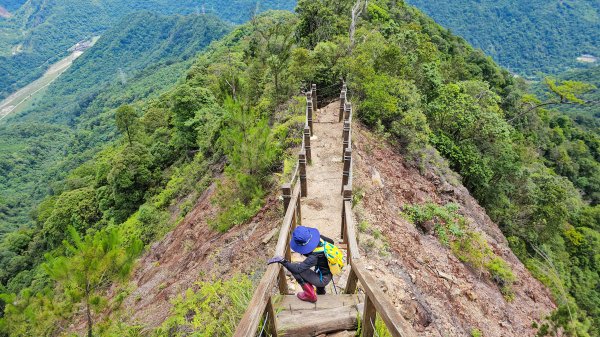 【白毛山】三刷谷關七雄|白毛山|絕美天國階梯~網美必訪