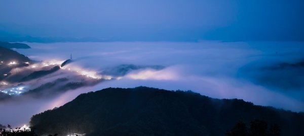 #二格山 #琉璃光 #雲海流瀑 #雲海 #手機拍攝 5/212793579