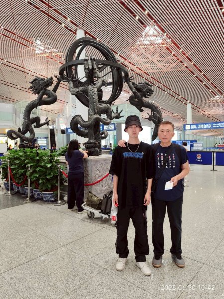 北京首都機場飛回臺灣桃園國際機場2842379