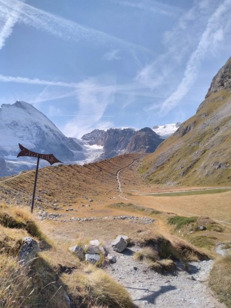 瑞士馬特杭峰的右臉：Schönbielhütte 步道2633652