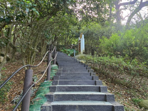 鐵砧山O繞3135986