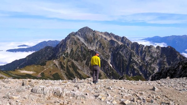走在上帝翻落的調色盤上日本劍岳與立山連峰的山遊記2954069