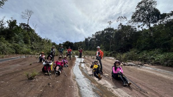 南庄大坪山山麓蓬萊大石壁無名山O型2610531