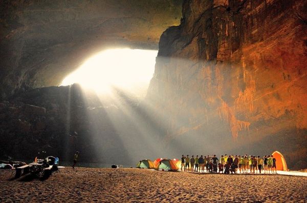【越南】【韓松洞】世界最大洞穴 2017年第一團