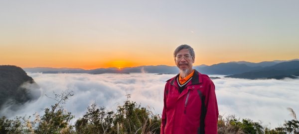 #新店四十份 #翡翠水庫壩頂 #覺真宮 #雲海 #日出 #雲瀑 #霧虹 1/52977234