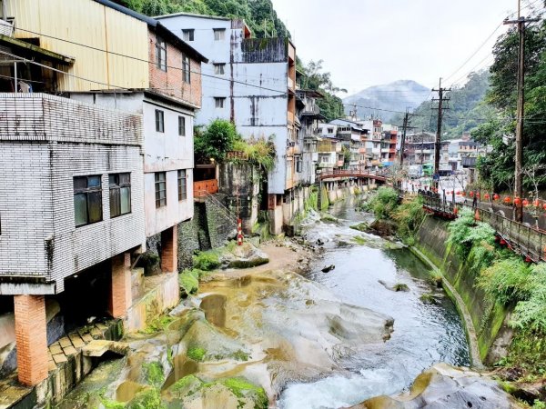 平溪中央尖山，慈恩嶺，東勢格越嶺古道，石碇鱷魚島，南港白匏湖，橫科彈藥庫舊址1652207