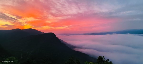 #翡翠水庫壩頂 #火燒雲 #日出 #雲海 8/13093722