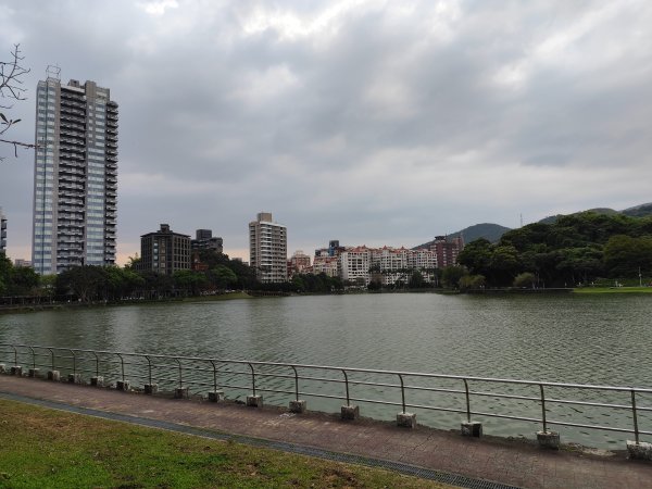 【臺北大縱走 2】二子坪→大屯山主峰→大屯坪步道→二子坪步道3041903
