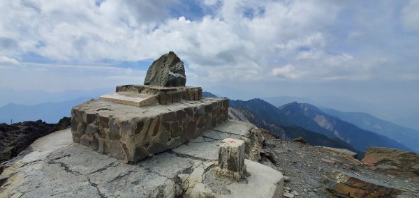 202414~15歷經2年抽籤終於蒞臨台灣最高峰玉山西、北、主峰2481864