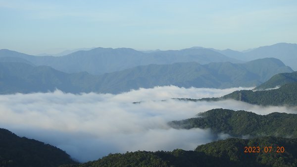 二格山藍天綠地的雲海流瀑，永遠看不膩 ! 7/202224467
