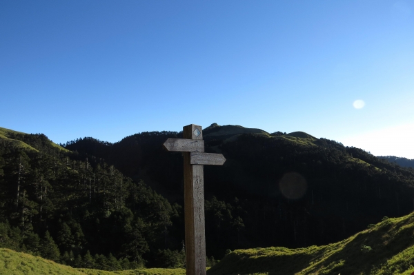 【步道小旅行】登山新手之能高越13K.奇萊南峰日出雲海4424