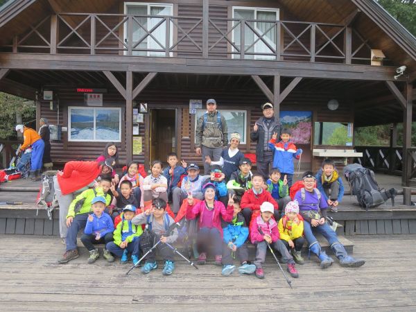 我們帶了一群孩子上雪山（二）