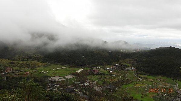 雲霧飄渺間的台北盆地&觀音山1926212