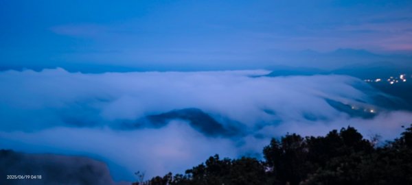 二格山 #琉璃光 #雲海流瀑 #雲瀑 #火燒雲 #霞光 #日出 6/192815298