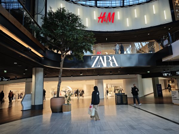 2025_0423 倫敦馬拉松順遊西歐 D5d(法國巴黎-新凱旋門)2787245