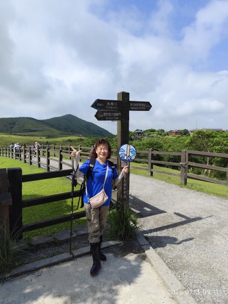 擎天崗→石梯嶺→頂山→風櫃嘴→天溪園→聖人橋【任務二 2025臺北大縱走 3+4】2836570