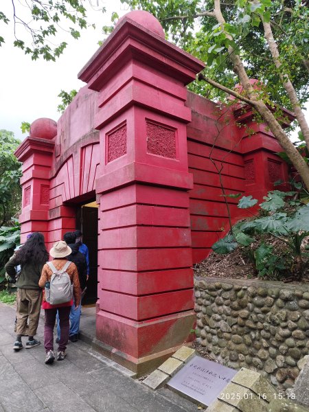 4-4 臺北自來水園區 - 觀音山蓄水池導覽→管材雕塑區→消壓塔→梅園步道2693083