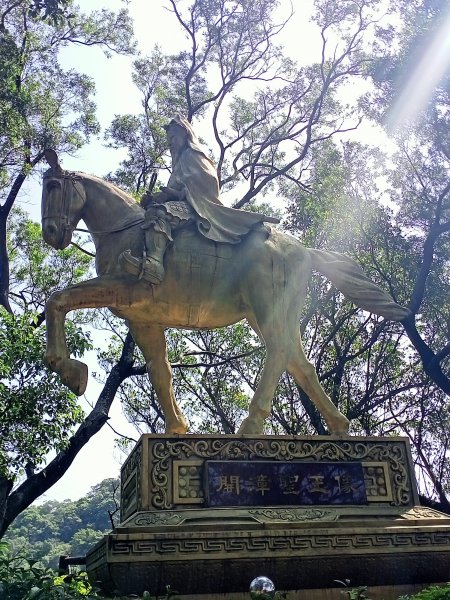 【臺北大縱走5】碧湖公園→碧山巖→忠勇山越嶺步道→金龍產業道路→圓明寺、鄭成功廟步道→文間山→劍南路2120966