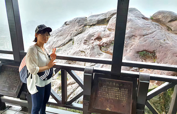 新店獅頭山（小獅山），和美山，新店渡口文學步道，人力擺渡遊船，碧潭風景區，瑠公圳引水原址，仙跡岩步道，溪子口山（景美山），圳後山